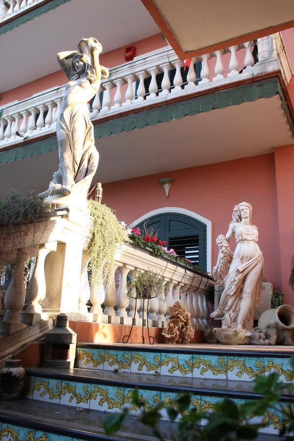 Hotel Sottovento Sant'Egidio del Monte Albino Exterior photo