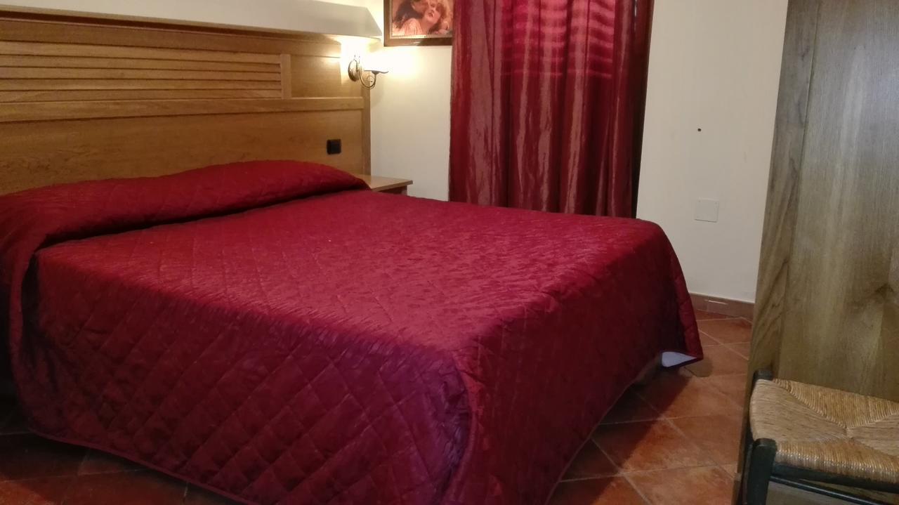 Hotel Sottovento Sant'Egidio del Monte Albino Exterior photo